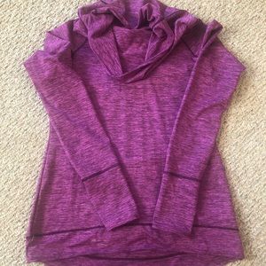 NWOT Reebok crewneck sweatshirt!